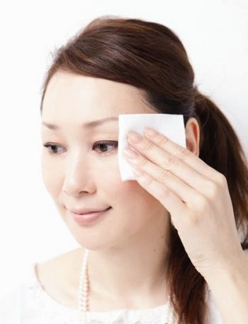擦除彩妆